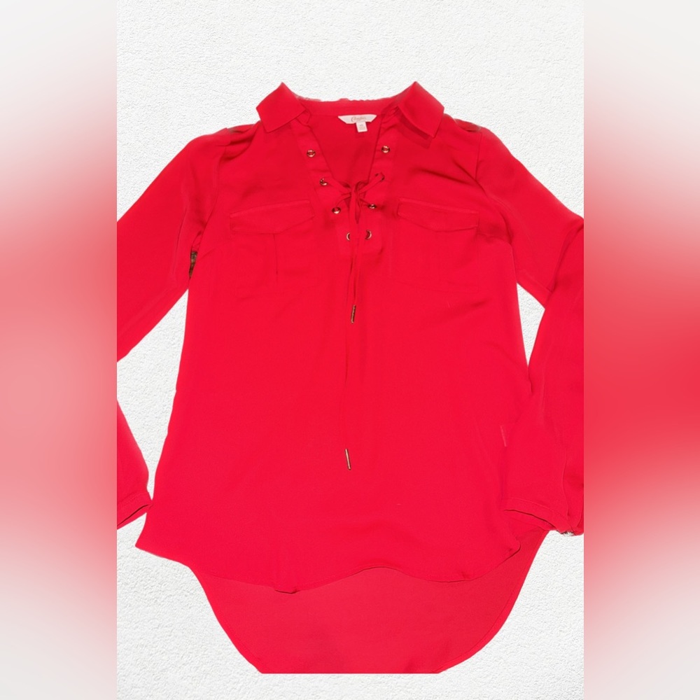 red candies shirt